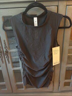 lululemon athletica Black Sleeveless Mesh Ruched Side Tank